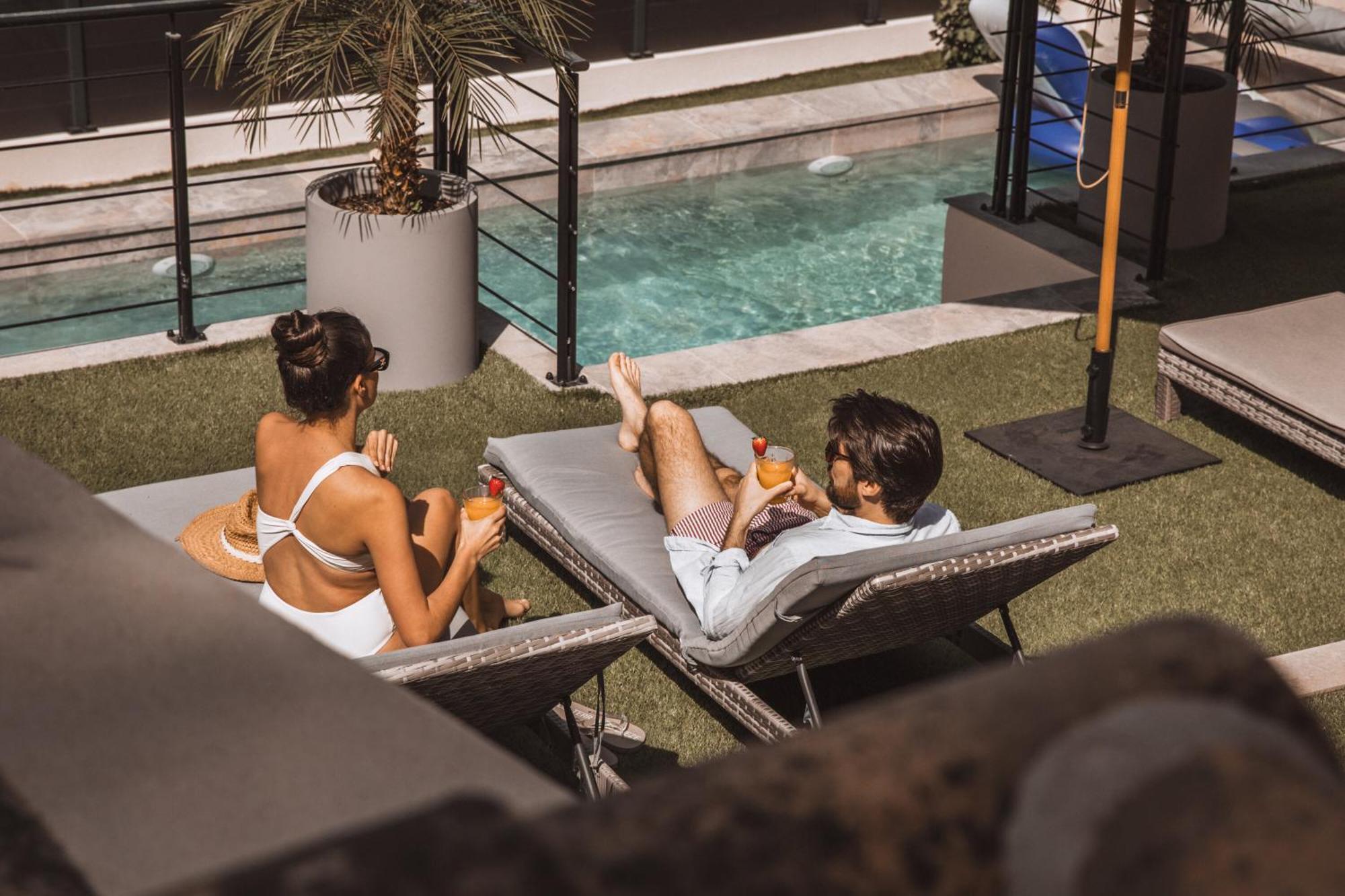 Piscine-Jacuzzi-Videoprojecteur-Clim La Perle Rare Villa Mougins Eksteriør bilde