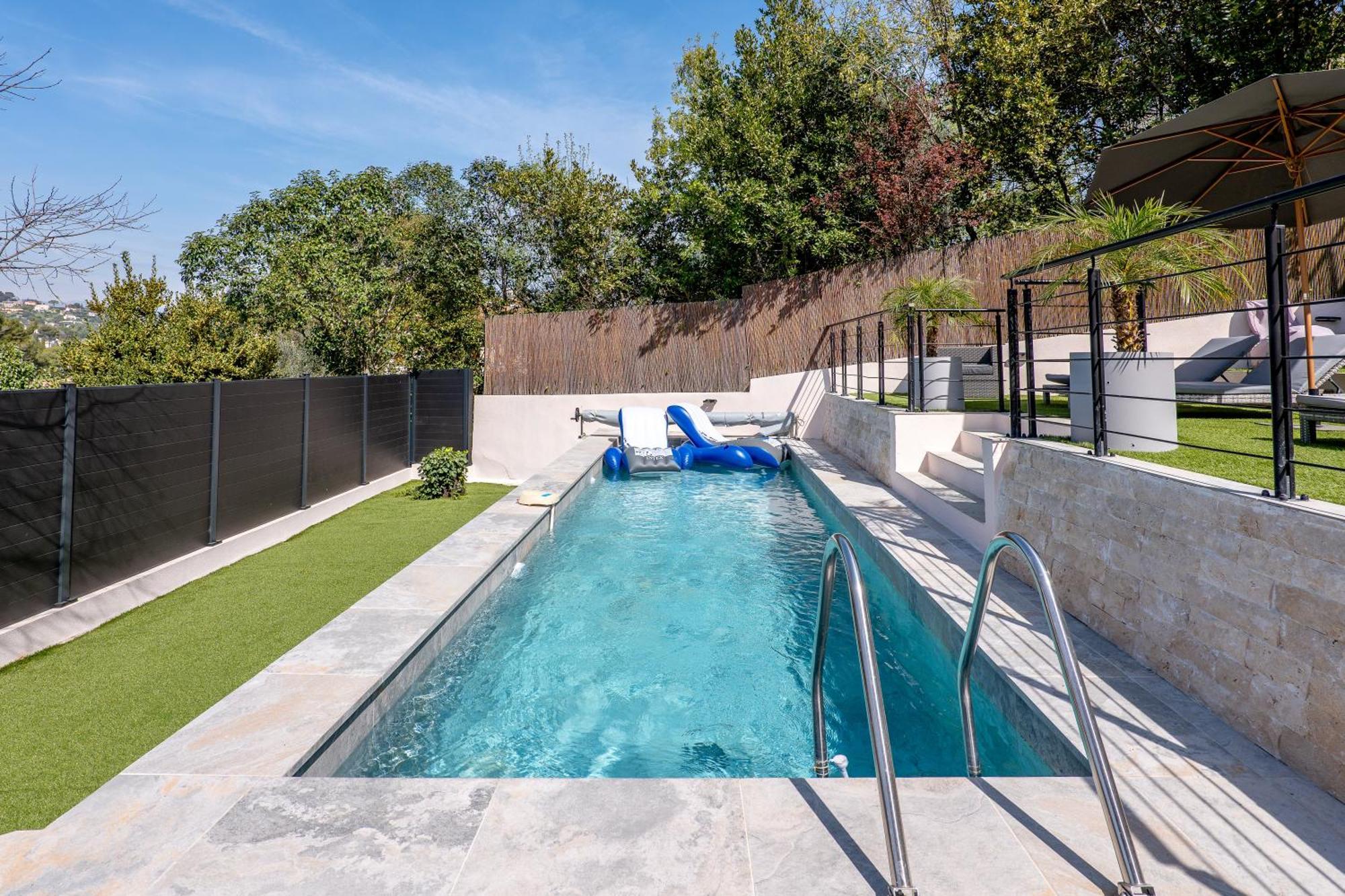 Piscine-Jacuzzi-Videoprojecteur-Clim La Perle Rare Villa Mougins Eksteriør bilde